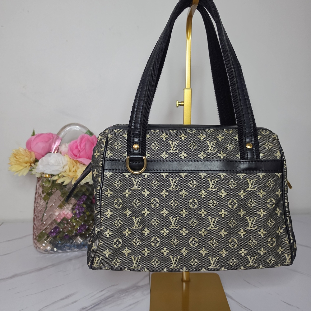 Louis Vuitton Black/Cream Min Lin Josephine PM Handbag | VINTAGE ✨️